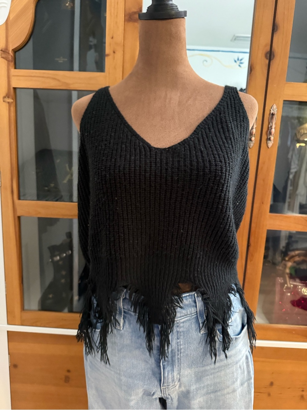 SHEIN Black V-Neck Distressed Fringe Knit Sweater Vest